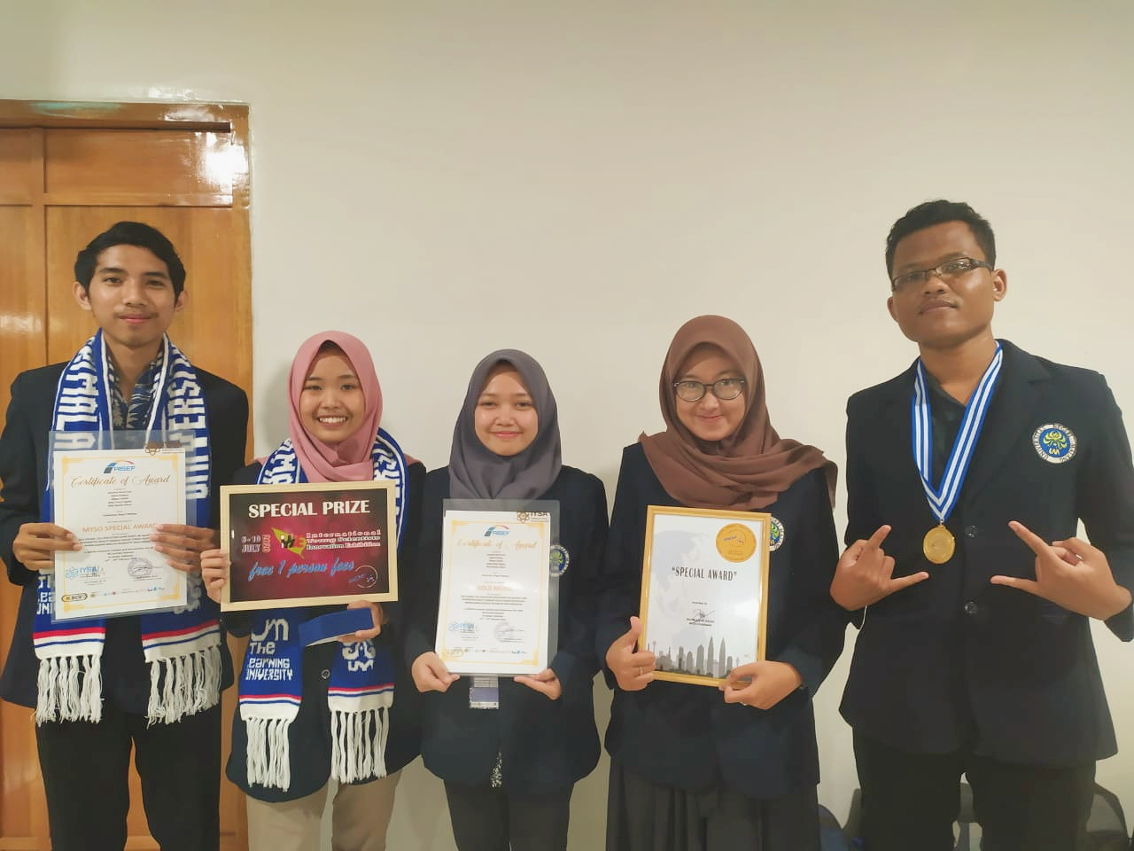 Mahasiswa Jurusan Biologi Menjadi yang Terbaik dalam kompetisi ASEAN Innovation Science and Enterpreneur Fair